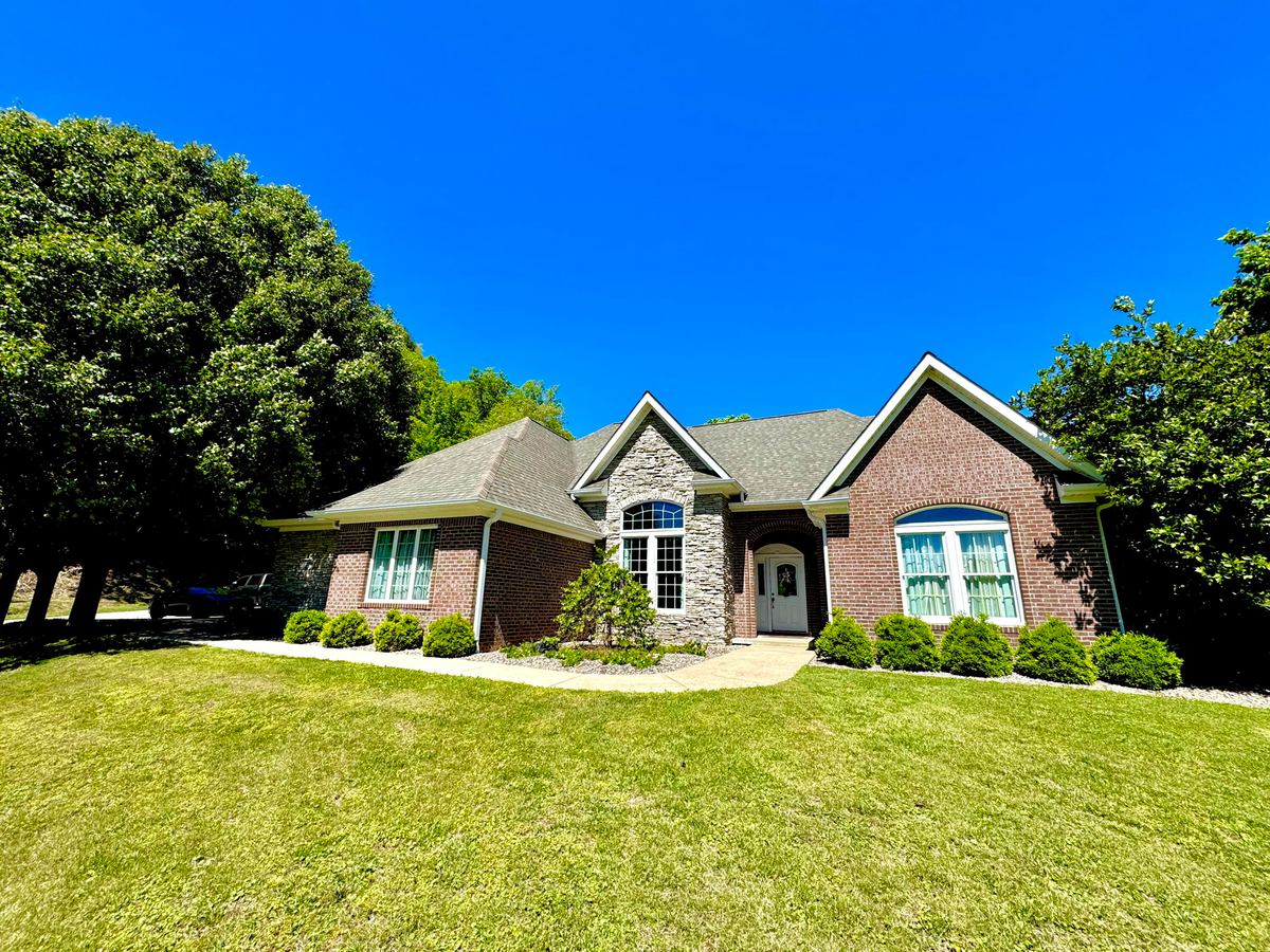 4512 U.S. 119, Wallins, KY 40873 — primary photo