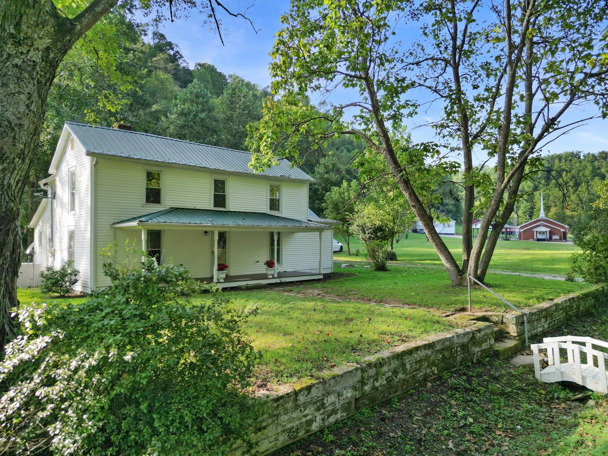81 Baker Branch Road, Tutor Key, KY 41263 — primary photo