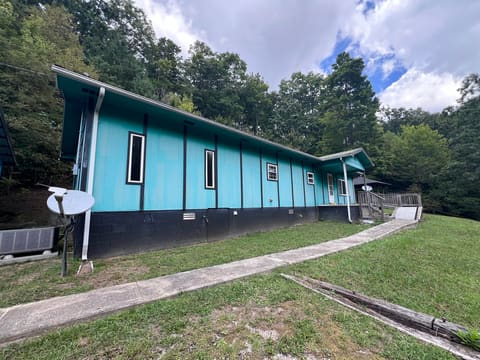 461 Round Ridge Road, Pineville, KY 40977 — photo 3