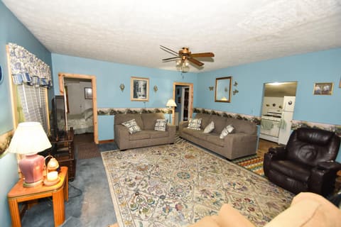 284 Happy Top Road, McKee, KY 40447 — photo 5