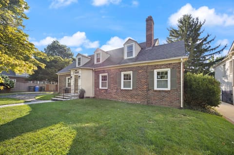 242 Henry Clay Boulevard, Lexington, KY 40502 — photo 4