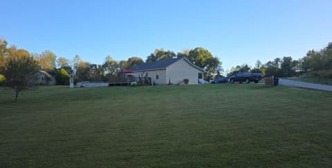 137 Maple Lick Subdivision Road, Booneville, KY 41314 — photo 2