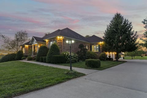 2018 Powhatan Trail, Richmond, KY 40475 — photo 4