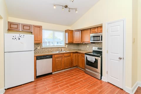 3829 Niagara Drive, Lexington, KY 40517 — photo 5