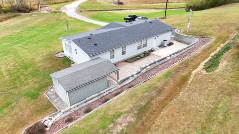 765 Stanford Street, Crab Orchard, KY 40419 — photo 3