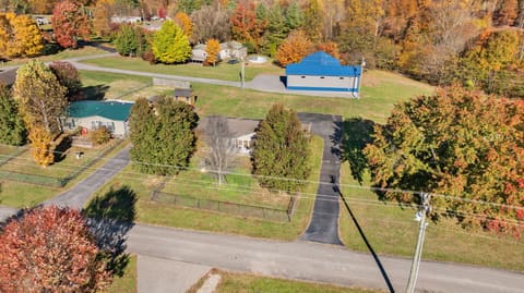 324 Lawless Lane, Jamestown, KY 42629 — photo 4