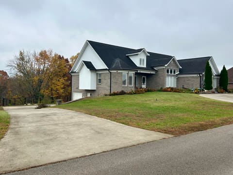 335 Natures Valley Drive, Somerset, KY 42503 — photo 3