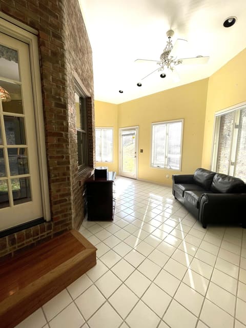 194 Meadowview Lane, Pikeville, KY 41501 — photo 4