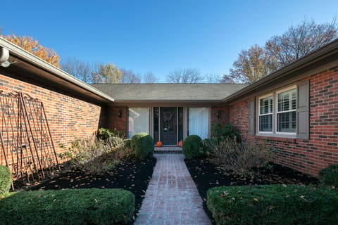 2051 Bridgeport Drive, Lexington, KY 40502 — photo 3