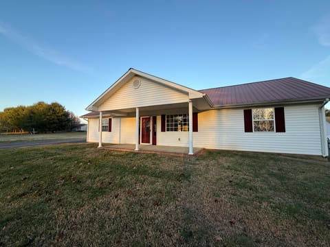 257 Johnny Bernard Lp, Russell Springs, KY 42642 — photo 3