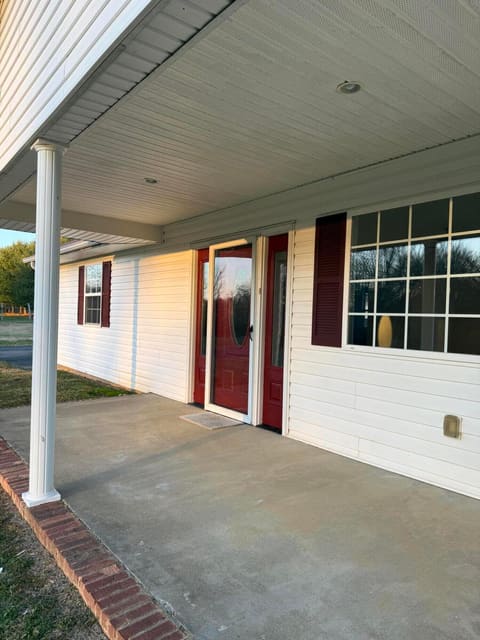 257 Johnny Bernard Lp, Russell Springs, KY 42642 — photo 4