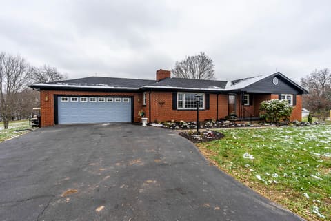 803 Clintonville Road, Paris, KY 40361 — photo 2