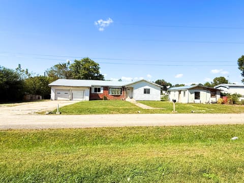 52 Drive Parker Lane A, B, C, Gray, KY 40734 — photo 4