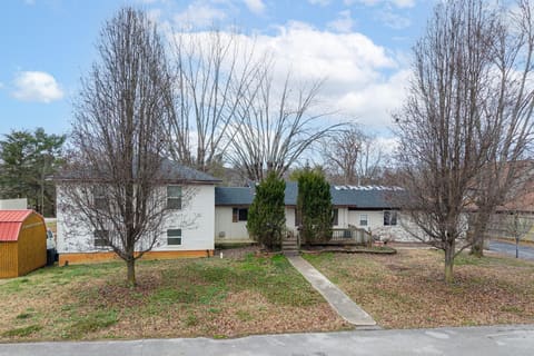 105 Villagers Resort Drive, Somerset, KY 42503 — photo 2