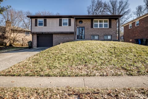 2147 Deauville Drive, Lexington, KY 40504 — photo 2