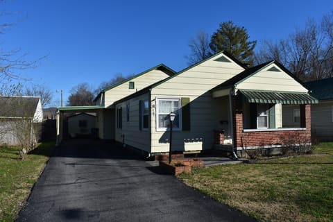 405 S 37th Street, Middlesboro, KY 40965 — photo 5