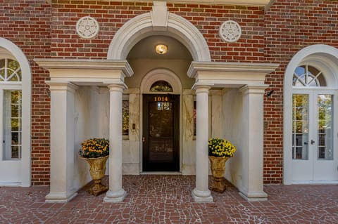 1014 Richmond Road, Lexington, KY 40502 — photo 5