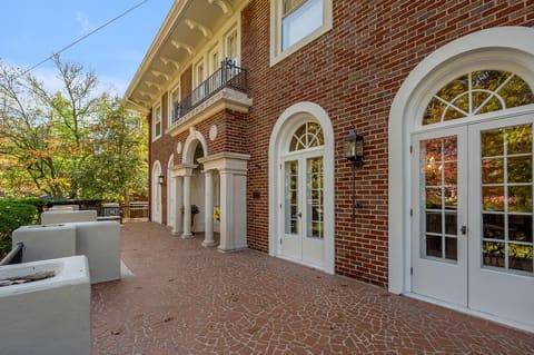 1014 Richmond Road, Lexington, KY 40502 — photo 4