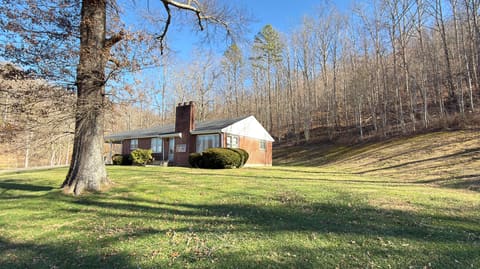 408 Hwy. 421, McKee, KY 40447 — photo 4