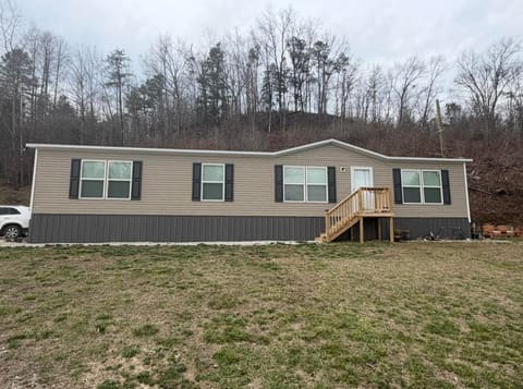 2701 Kentucky 30, Booneville, KY 41314 — photo 3