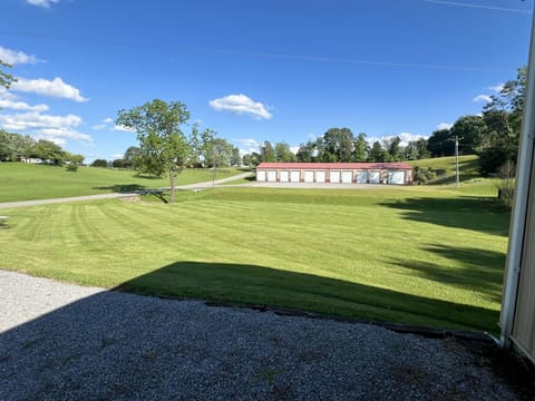 1055 KY-92, Jamestown, KY 42629 — photo 4