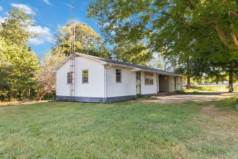 1466 Webb Ridge Road, Russell Springs, KY 42642 — photo 2