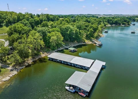 1577 Hunter Drive, Lancaster, KY 40444 — photo 5