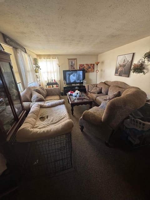 411 Capitol Crescent, Cumberland, KY 40823 — photo 2