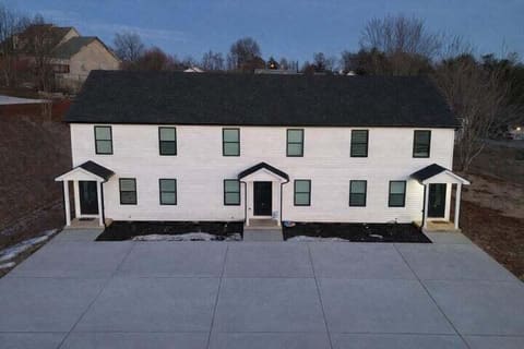 11 Midland Meadows Drive, Somerset, KY 42503 — photo 2