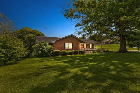 405 Nevada Avenue, Mt Sterling, KY 40353 — photo 2