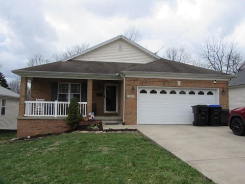 106 Turnberry Drive, Frankfort, KY 40601 — photo 2