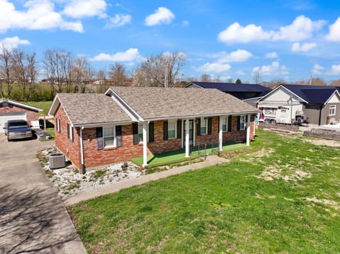 157 Estes Drive, Lancaster, KY 40444 — photo 5