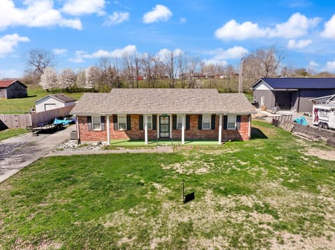 157 Estes Drive, Lancaster, KY 40444 — photo 4