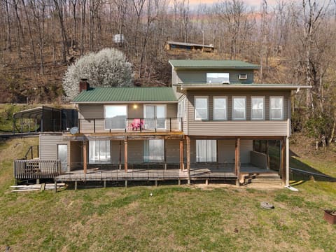 521 Abbott Mountain Road, Prestonsburg, KY 41653 — photo 2