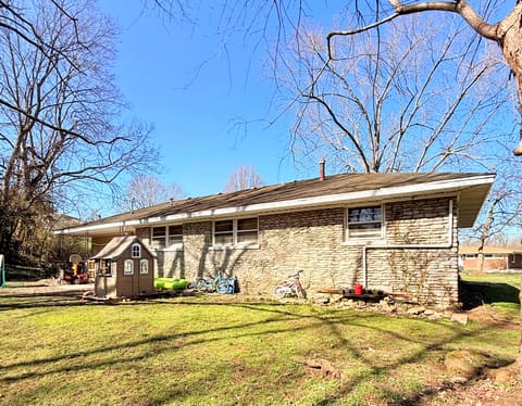 1869 Rio Vista Drive, Paris, KY 40361 — photo 5