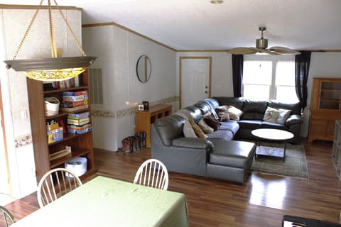 2864 Scrubgrass Road, Gravel Switch, KY 40328 — photo 5