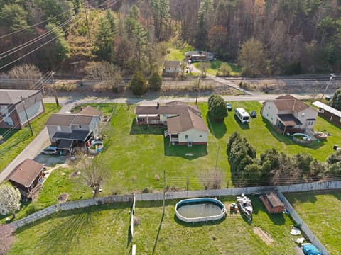 6139 Main Street, Thelma, KY 41260 — photo 3