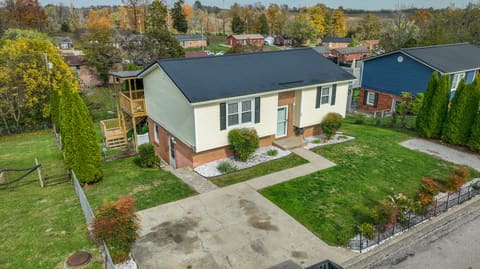 109 Jonathan Drive, Richmond, KY 40475 — photo 2