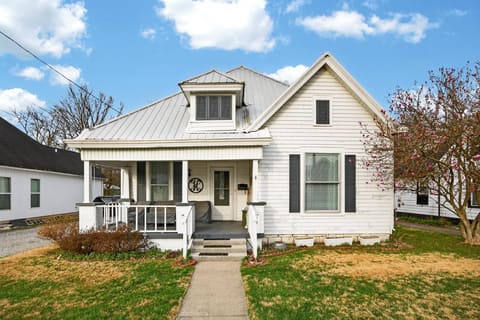 225 N Main Street, Lawrenceburg, KY 40342 — photo 2