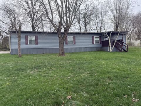 451 Lincoln Trail, Stanford, KY 40484 — photo 2