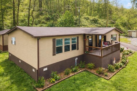 20 Tan Trough Hollow Road, Evarts, KY 40828 — photo 3