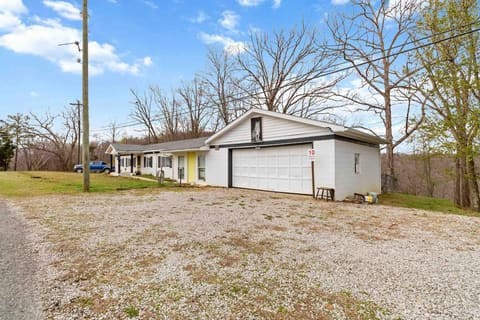 2141 Blue John Road, Burnside, KY 42519 — photo 2