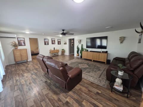 617 Hensley Road, East Bernstadt, KY 40729 — photo 5