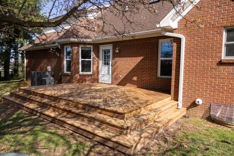 410 Brook Court, Frankfort, KY 40601 — photo 3