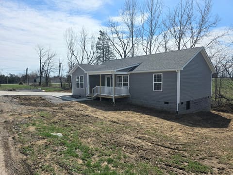 315 Hawk Creek Road, London, KY 40741 — photo 2