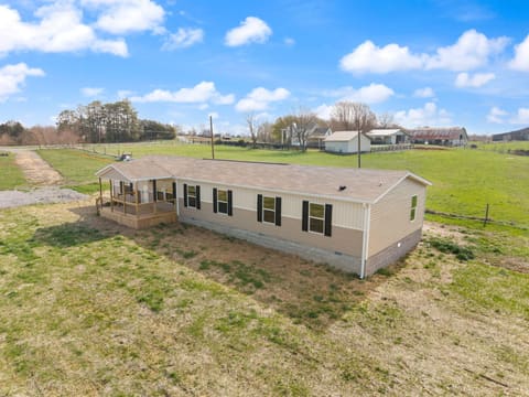 906 Denney Road, Albany, KY 42602 — photo 5