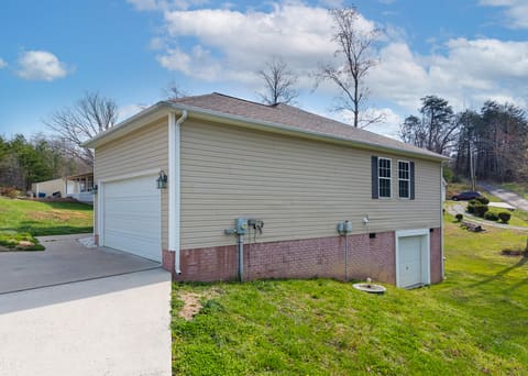 1299 E Pittsburg Church Road, London, KY 40741 — photo 5
