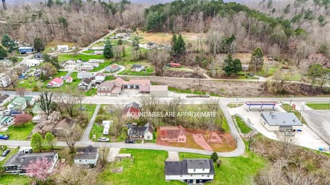 36 and 38 Mullins Street, Livingston, KY 40445 — photo 4