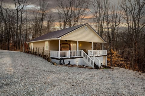81 White Oak Lane, Monticello, KY 42633 — photo 2