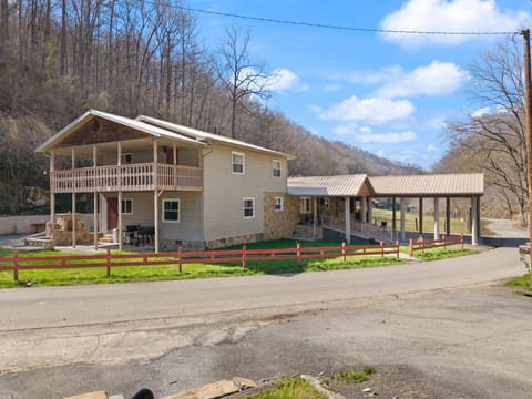 544 Salisbury Br Road, Dema, KY 41859 — photo 2
